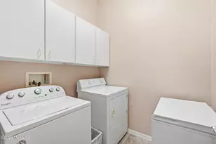 8640 N Moonfire Dr, Tucson, AZ 85743 - Photo 36