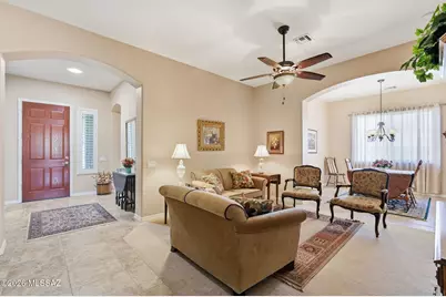 8640 N Moonfire Drive, Tucson, AZ 85743 - Photo 6