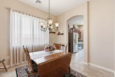 8640 N Moonfire Drive, Tucson, AZ 85743 - Photo 18