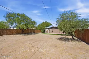 326 E Linden St, Tucson, AZ 85705 - Photo 30