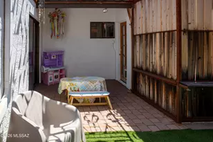6715 N Camino Padre Isidoro, Tucson, AZ 85718 - Photo 8