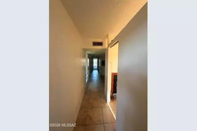 922 N Chrysler Drive #apt 6, Tucson, AZ 85716 - Photo 1
