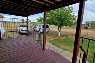 334 E Cochise Way, Cochise, AZ 85606 - Photo 8
