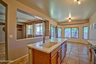 10552 E Rose Hill St, Tucson, AZ 85747 - Photo 12