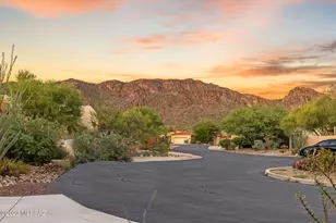 5670 W Triangle X Pl, Tucson, AZ 85713 - Photo 34