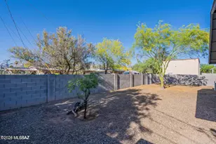 1133 E Hedrick Dr, Tucson, AZ 85719 - Photo 6