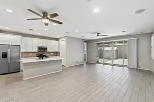 12101 E Ryscott Circle, Vail, AZ 85641 - Photo 10