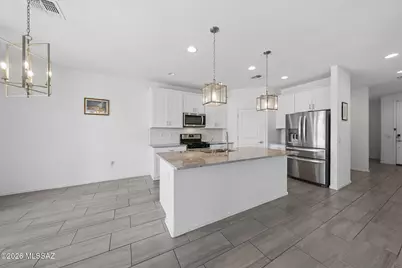 14020 E Golden Oaks Road, Vail, AZ 85641 - Photo 10