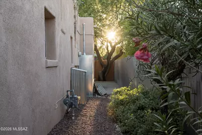 840 S 8th Avenue, Tucson, AZ 85701 - Photo 46