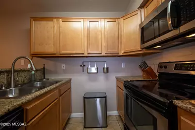 941 N Euclid Avenue #UNIT 121, Tucson, AZ 85719 - Photo 8
