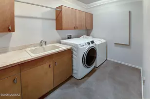 2004 E Desert Garden Dr, Tucson, AZ 85718 - Photo 36