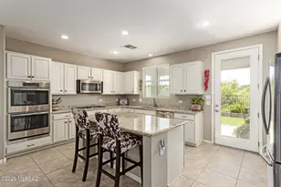 12070 N Meditation Dr, Marana, AZ 85658 - Photo 8