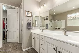 12070 N Meditation Dr, Marana, AZ 85658 - Photo 14