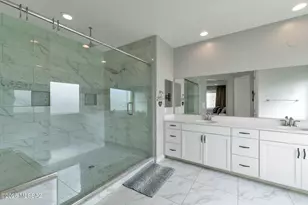 953 E Silver Ray Dr, Tucson, AZ 85737 - Photo 14