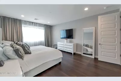 953 E Silver Ray Drive, Tucson, AZ 85737 - Photo 12