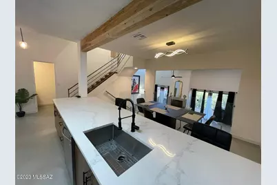 5233 N 1st Avenue, Tucson, AZ 85718 - Photo 2