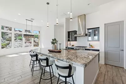 1915 Tortolita Mountain Circle, Oro Valley, AZ 85755 - Photo 6