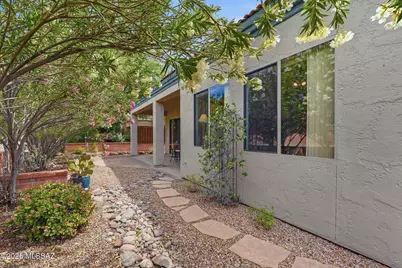 1894 W Amblemorn Drive, Green Valley, AZ 85622 - Photo 34