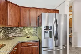 1894 W Amblemorn Dr, Green Valley, AZ 85622 - Photo 16