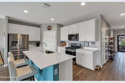 5551 W Coyote Star Road, Marana, AZ 85658 - Photo 2