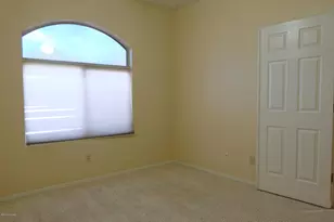 7981 N Wildomar Dr, Tucson, AZ 85743 - Photo 10
