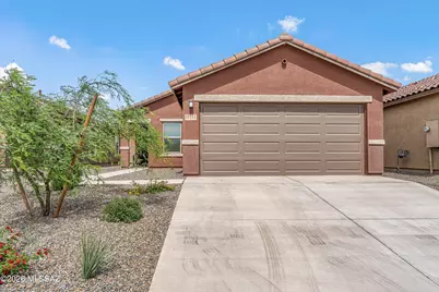 10512 W Harrigan Drive, Marana, AZ 85653 - Photo 2