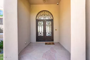 14410 N Sun Spring Dr, Oro Valley, AZ 85755 - Photo 2