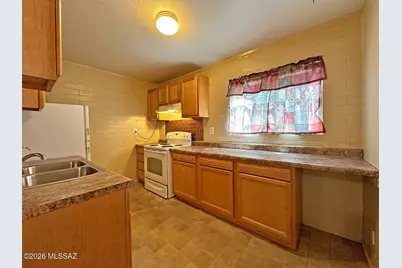 1776 S Palo Verde Avenue #C 111, Tucson, AZ 85713 - Photo 8