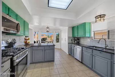 7979 E Maggie Court, Tucson, AZ 85715 - Photo 4