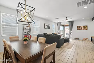 10678 W Harrigan Dr, Marana, AZ 85653 - Photo 14