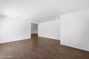 6976 S Martlet Dr, Tucson, AZ 85756 - Photo 6