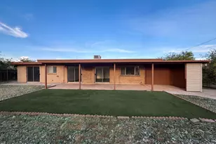 8421 E Balfour Dr, Tucson, AZ 85710 - Photo 16