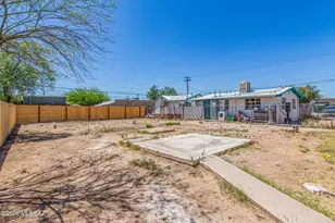 208 E 28th St, Tucson, AZ 85713 - Photo 24