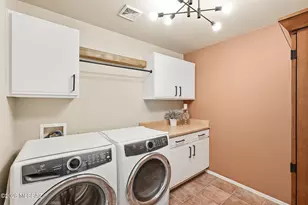 1950 E Desert Lark Ps E, Green Valley, AZ 85614 - Photo 30