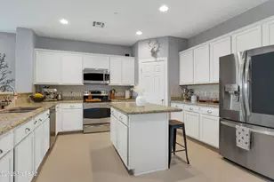 12252 N Wind Runner Pkwy, Marana, AZ 85658 - Photo 16