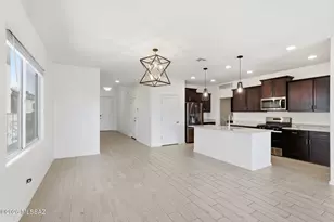 947 S Paseo Las Vigas, Sahuarita, AZ 85629 - Photo 2