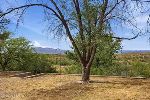 2250 W Beverly Cir, Oracle, AZ 85623 - Photo 40