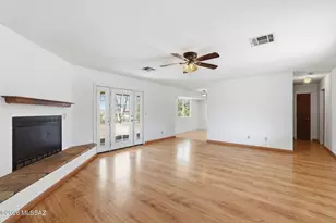 2250 W Beverly Cir, Oracle, AZ 85623 - Photo 2