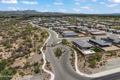 2300 W Alamo Spring Loop, Oro Valley, AZ 85742 - Photo 42