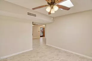 9842 E Sellarole Rd, Tucson, AZ 85730 - Photo 16