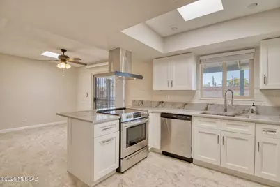 9842 E Sellarole Road, Tucson, AZ 85730 - Photo 2