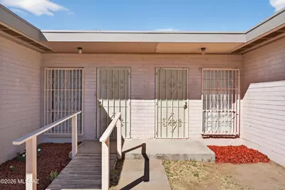 2835 E Proctor Vista, Tucson, AZ 85713 - Photo 2