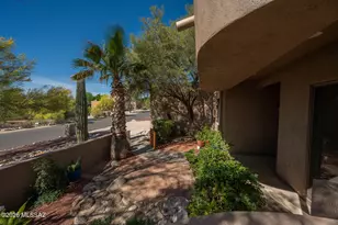 8191 E Crestwood Dr, Tucson, AZ 85750 - Photo 4