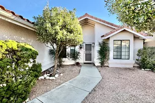 9970 N Colony Dr, Oro Valley, AZ 85737 - Photo 2