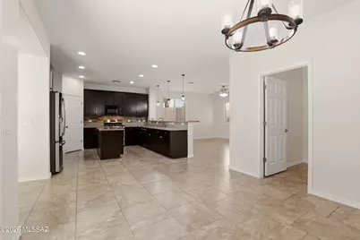 12310 N Wing Shadow Lane, Marana, AZ 85658 - Photo 8