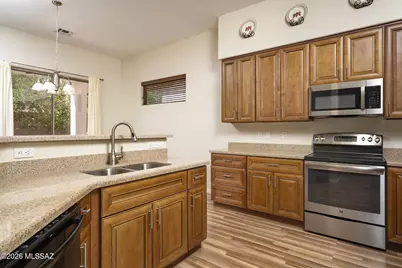 7444 E Calle Infinito, Tucson, AZ 85715 - Photo 2
