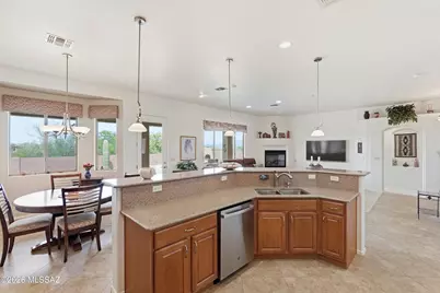 964 W Bosch Drive, Green Valley, AZ 85614 - Photo 16