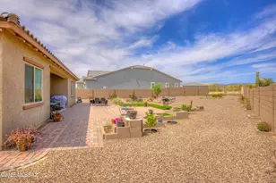 5427 W Windmill Farm Dr, Tucson, AZ 85742 - Photo 36