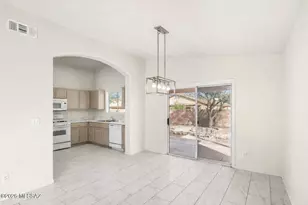 2202 W Burlwood Way, Tucson, AZ 85745 - Photo 8