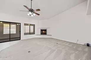 1638 N Debra Sue Pl, Tucson, AZ 85715 - Photo 12